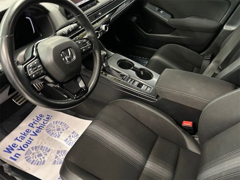 Used 2023 Honda Civic Sport image 10