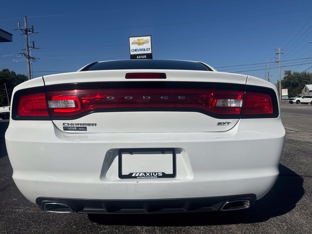 Used 2014 Dodge Charger SXT RWD image 6