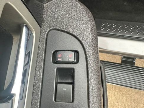 Used 2011 Ford F150 Platinum AWD/4WD image 18
