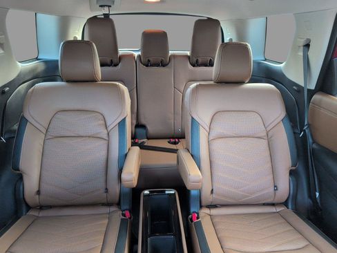 Used 2023 Nissan Pathfinder Platinum FWD image 33