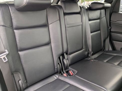 Used 2019 Jeep Grand Cherokee Limited w/ Trailer Tow Group IV AWD/4WD image 15