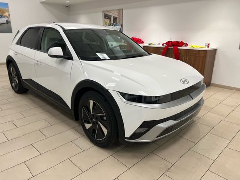 New 2026 Hyundai Ioniq 5 SEL image 4