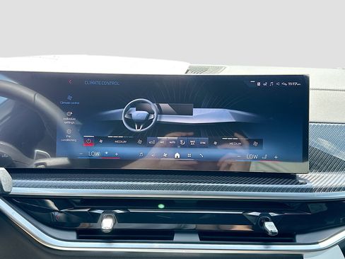 New 2027 BMW X6 M60i AWD/4WD image 36