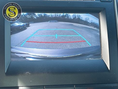 Used 2016 Toyota Camry SE image 25