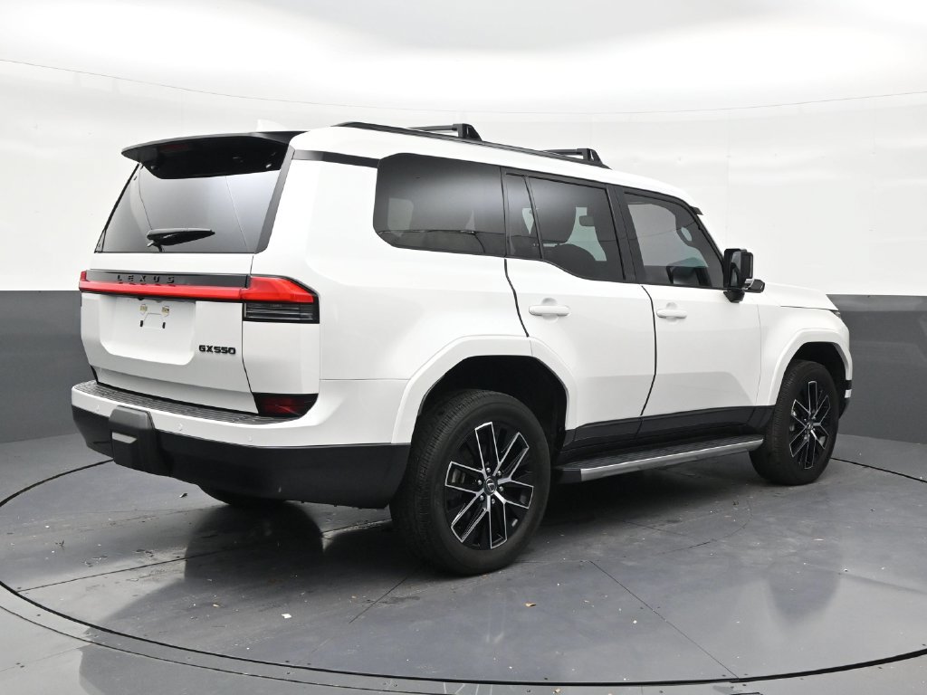 Used 2024 Lexus GX 550 w/ Cold Area Package AWD/4WD image 5