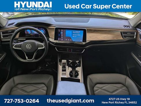 Used 2024 Volkswagen Atlas SE FWD image 20