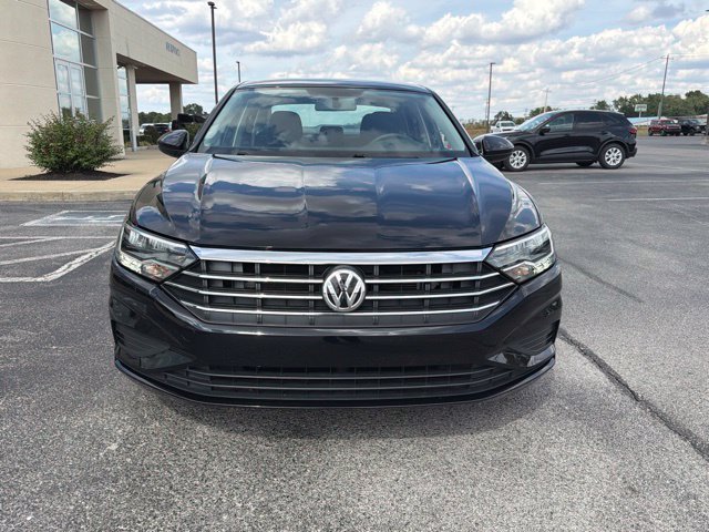 Used 2021 Volkswagen Jetta FWD image 2
