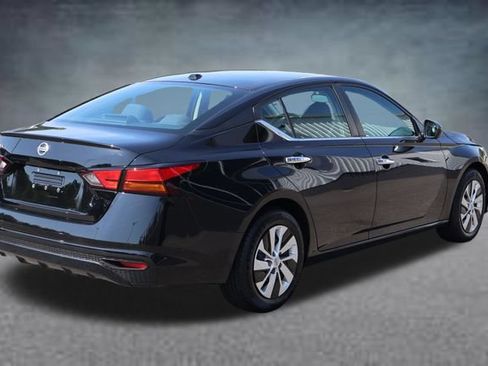 Used 2020 Nissan Altima 2.5 S FWD image 3