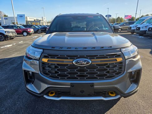 New 2026 Ford Explorer Tremor image 8