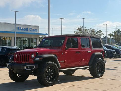 Used 2018 Jeep Wrangler Unlimited Sport S AWD/4WD image 8