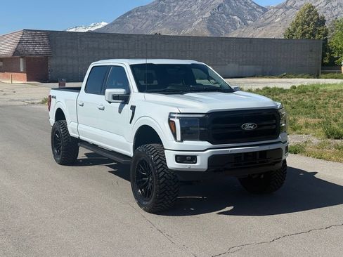 Used 2025 Ford F150 Lariat w/ Equipment Group 502A High AWD/4WD image 2