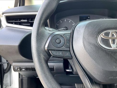 Used 2024 Toyota Corolla LE image 43