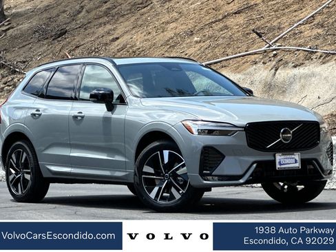 New 2026 Volvo XC60 B5 Core AWD/4WD image 1