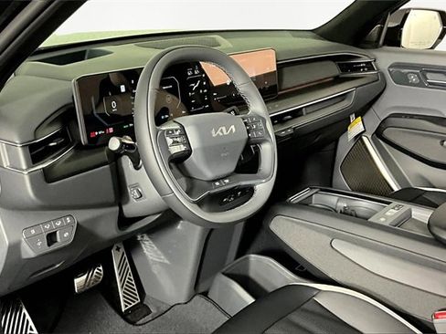 New 2026 Kia EV9 GT-Line image 8