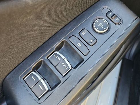 Used 2025 Honda Civic Sport image 29