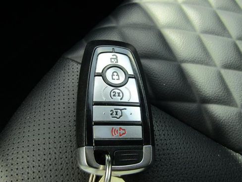 Used 2024 Ford Edge Titanium w/ Equipment Group 301A AWD/4WD image 30