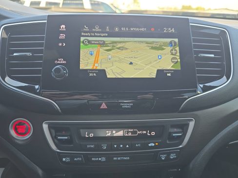 Certified 2023 Honda Passport TrailSport image 18
