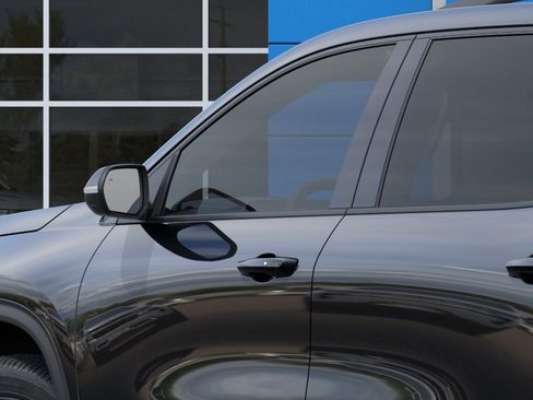 New 2026 Chevrolet Traverse LT w/ Enhanced Driving Package image 12