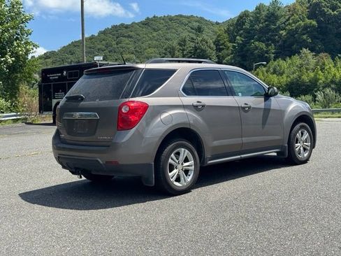 Used 2011 Chevrolet Equinox LT FWD image 22