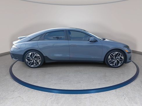 Used 2023 Hyundai Ioniq 6 SEL RWD image 4
