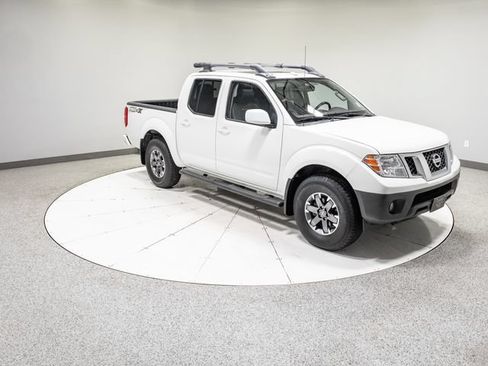 Used 2017 Nissan Frontier PRO-4X w/ Pro-4x Luxury Package AWD/4WD image 30
