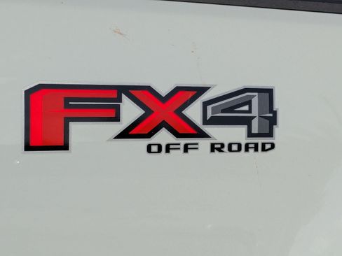 Used 2023 Ford Ranger XLT w/ Equipment Group 302A High AWD/4WD image 15
