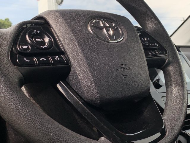 Used 2019 Toyota Prius LE w/ Carpet Mat Package AWD/4WD image 19