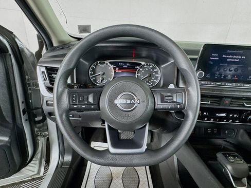 Certified 2024 Nissan Rogue SV image 10