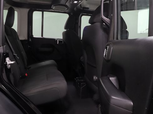 Certified 2018 Jeep Wrangler Unlimited Sport AWD/4WD image 18