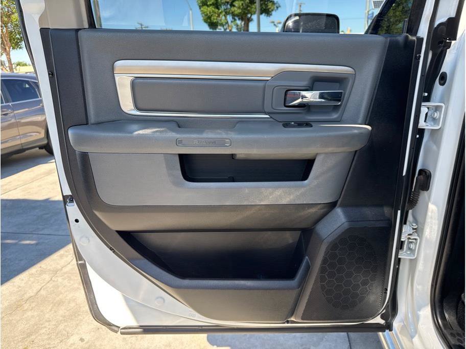 Used 2014 RAM 2500 SLT AWD/4WD image 16