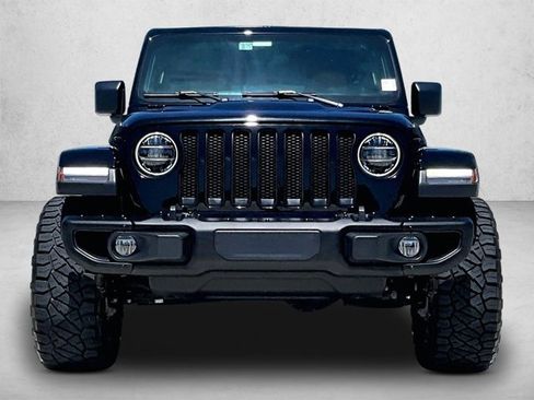 Used 2019 Jeep Wrangler Unlimited Sahara w/ Quick Order Package 24M Moab AWD/4WD image 3