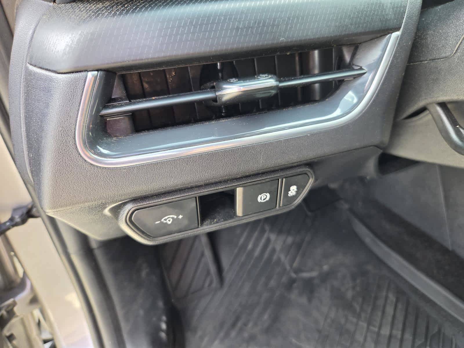 Used 2025 Kia K4 GT-Line FWD image 17