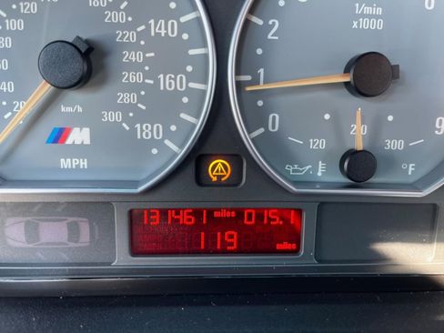 Used 2002 BMW M3 Coupe image 32