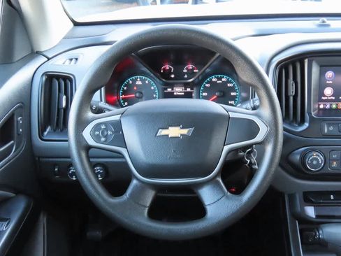 Used 2020 Chevrolet Colorado W/T w/ WT Convenience Package image 18