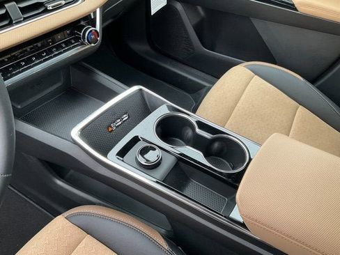 New 2026 Chevrolet Equinox ACTIV w/ Convenience Package III image 12