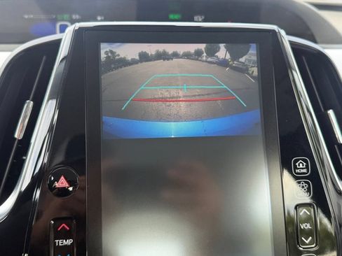 Used 2020 Toyota Prius Prime XLE FWD image 25
