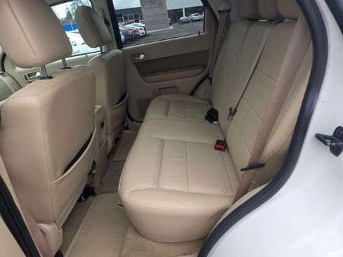 Used 2010 Ford Escape Limited AWD/4WD image 6