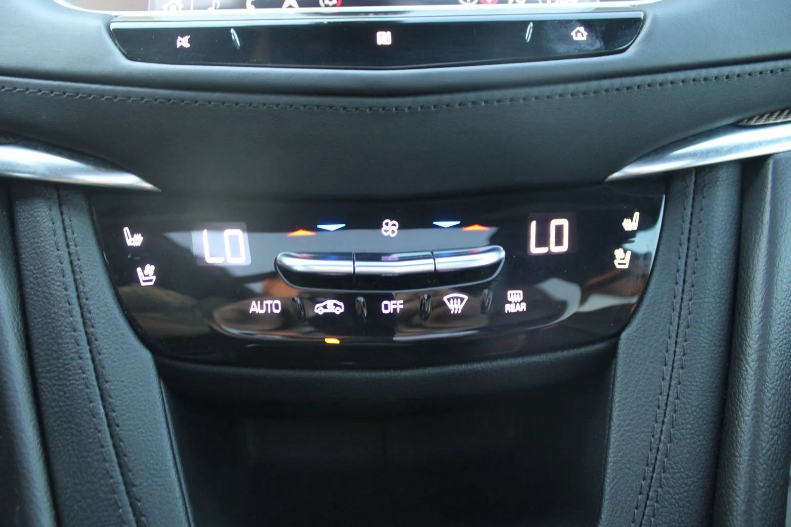 Used 2021 Cadillac XT5 Sportv w/ Platinum Package AWD/4WD image 33