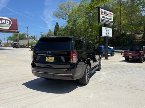 Used 2022 Chevrolet Tahoe Z71 w/ Luxury Package image 5
