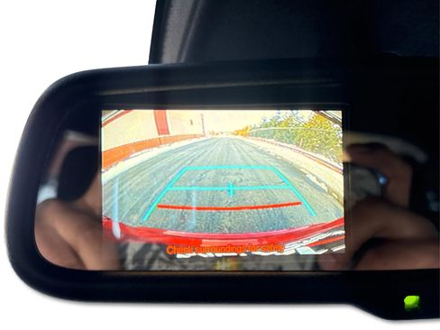 Used 2018 Toyota C-HR XLE image 25