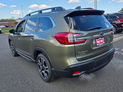 New 2025 Subaru Ascent Limited image 10