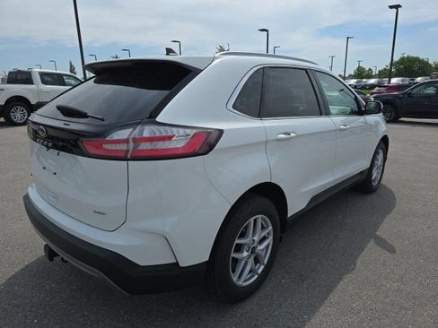 Used 2024 Ford Edge SEL w/ Convenience Package AWD/4WD image 5