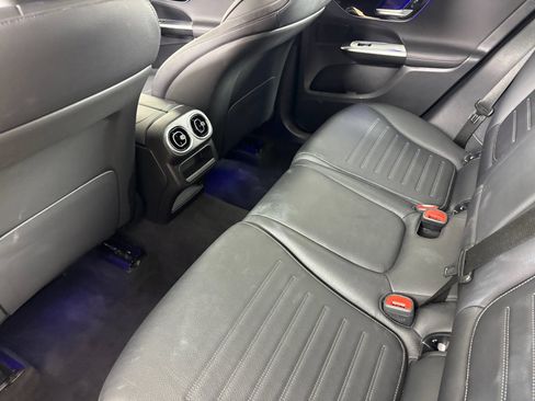 Used 2025 Mercedes-Benz GLC 43 AMG 4MATIC image 13