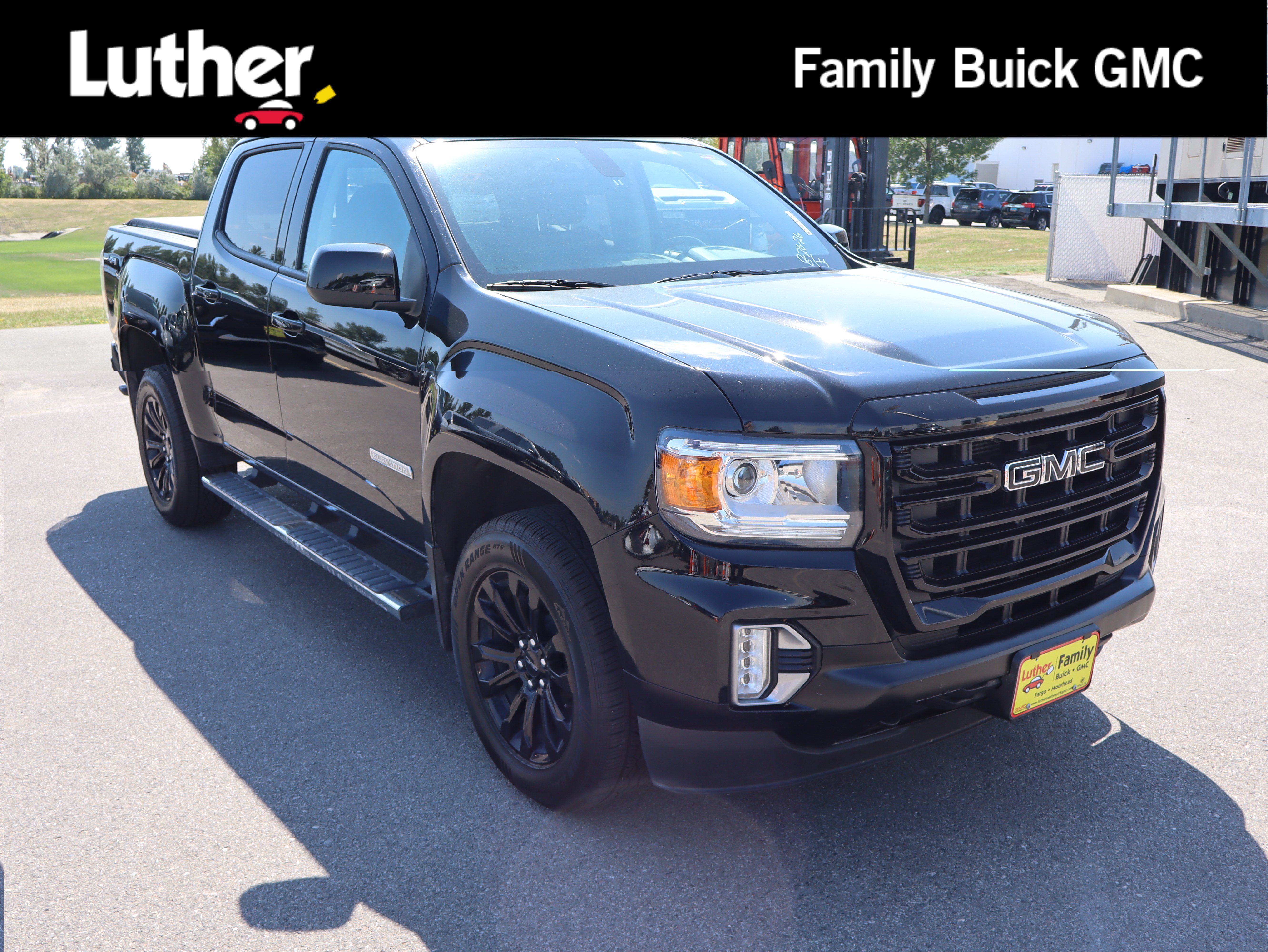 Used 2022 GMC Canyon Elevation w/ Elevation Premium Package AWD/4WD image 1