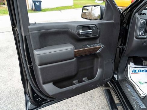 Used 2021 GMC Sierra 1500 Elevation image 12