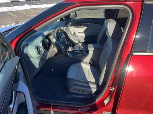 Used 2019 Chevrolet Blazer LT image 11