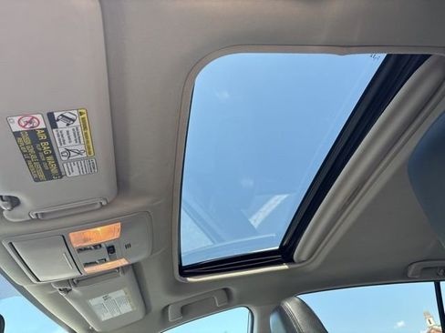 Used 2016 Toyota RAV4 XLE FWD image 11