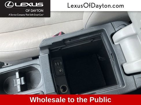 Used 2016 Subaru Forester 2.5i Touring w/ Eyesight & Navigation System image 18