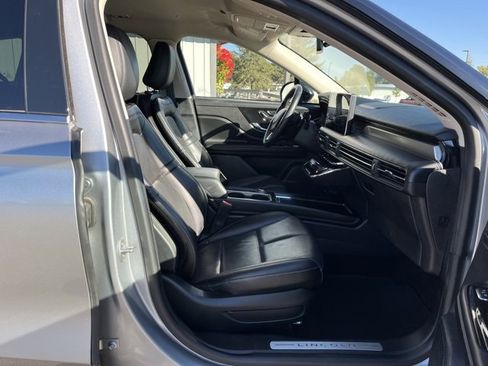 Used 2024 Lincoln Corsair Reserve w/ Equipment Group 201A image 29