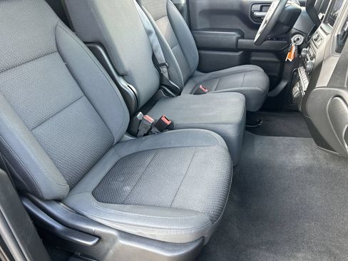 Used 2020 Chevrolet Silverado 1500 Custom w/ Custom Value Package RWD image 8